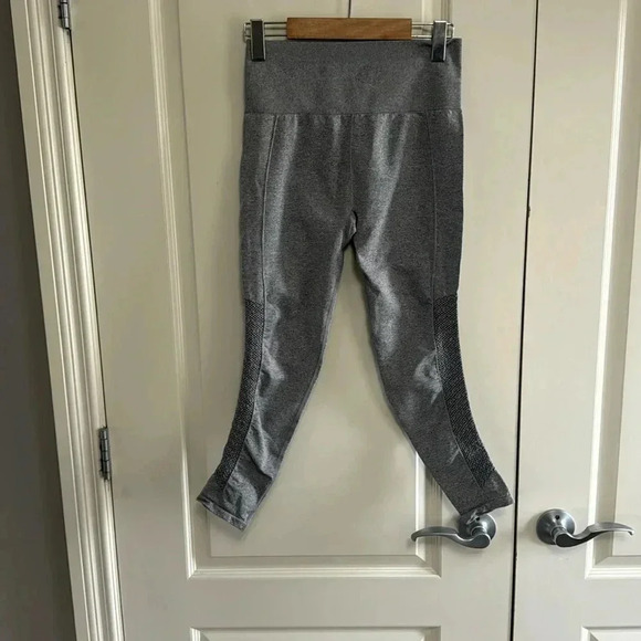 Fabletics tights - Picture 1 of 5